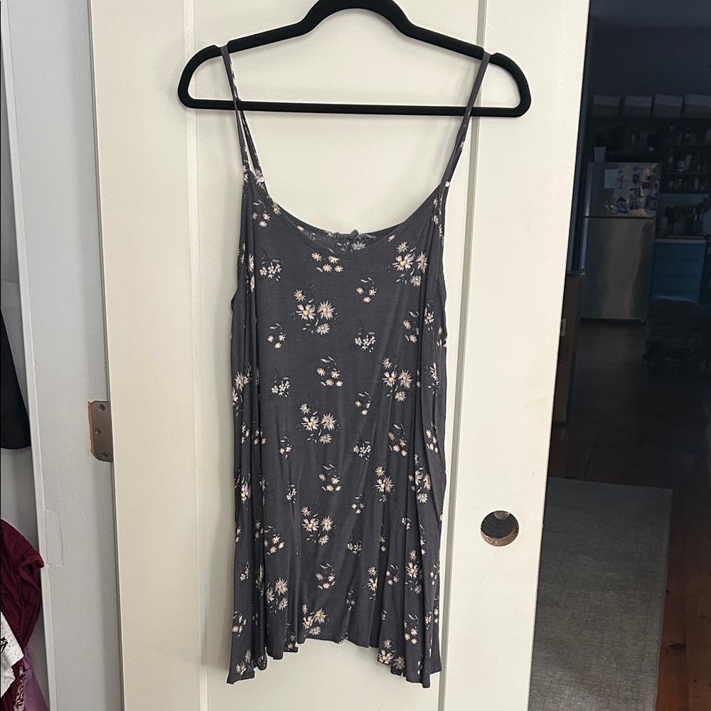 American Eagle Outfitters Gray Floral Dress